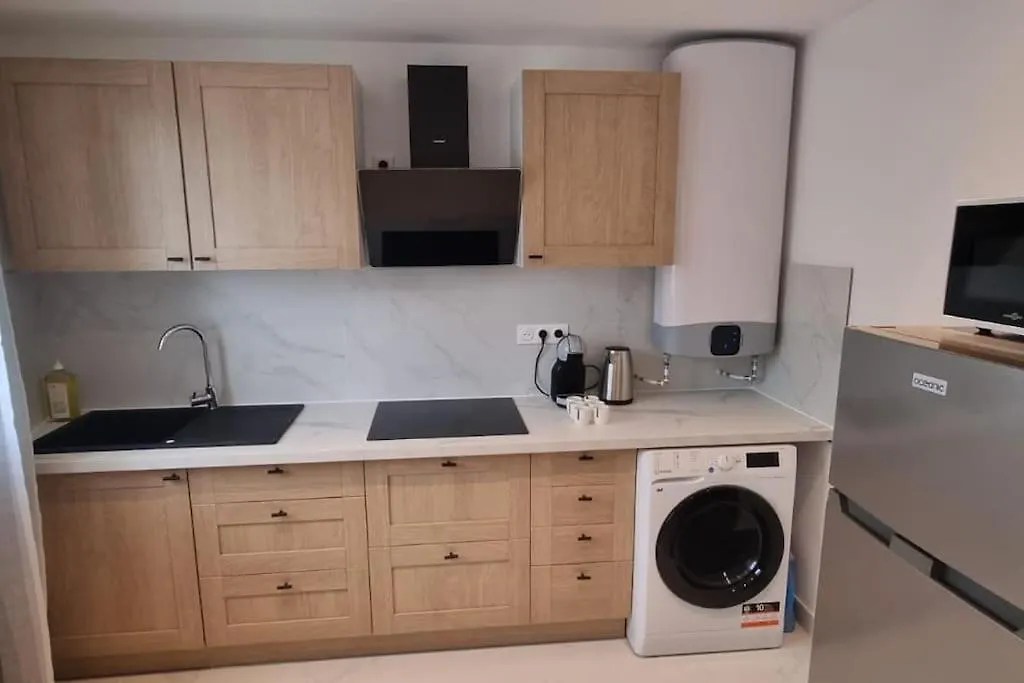 Appartement Lacassagne-Pres De La Gare 리옹 0*,  프랑스